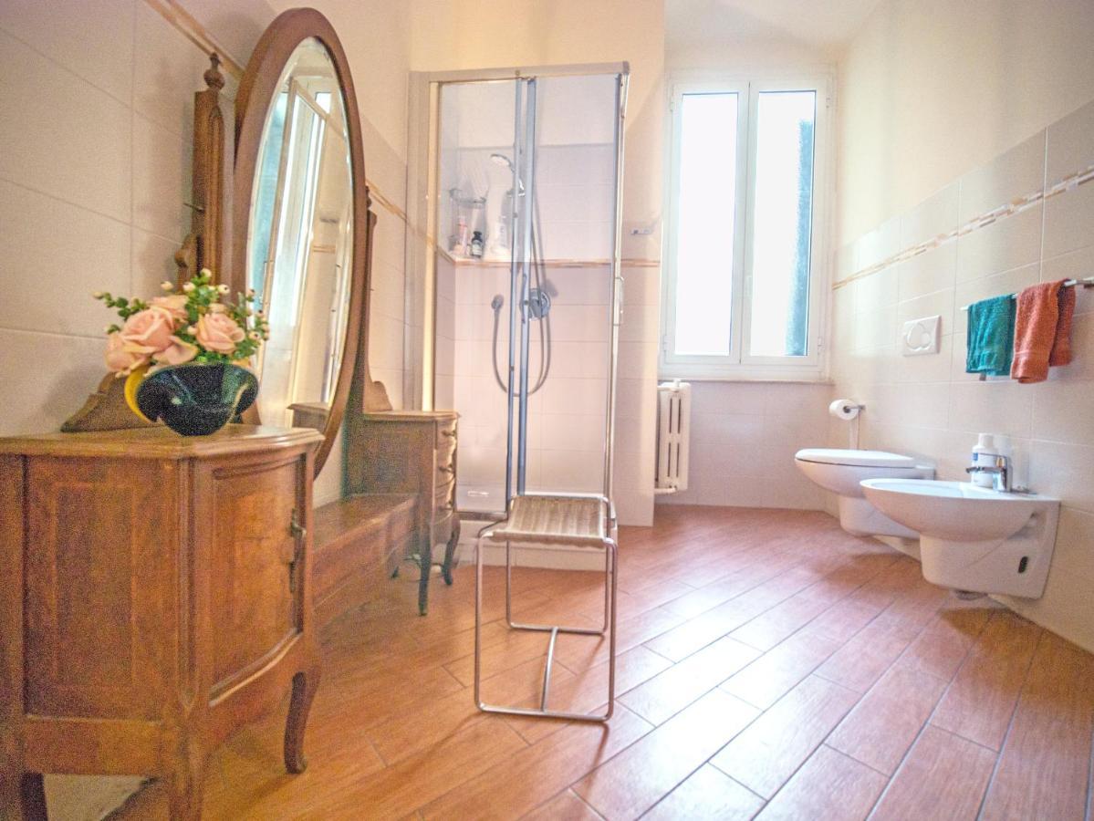 Bed & Breakfast A Due Passi Dal Centro Genova