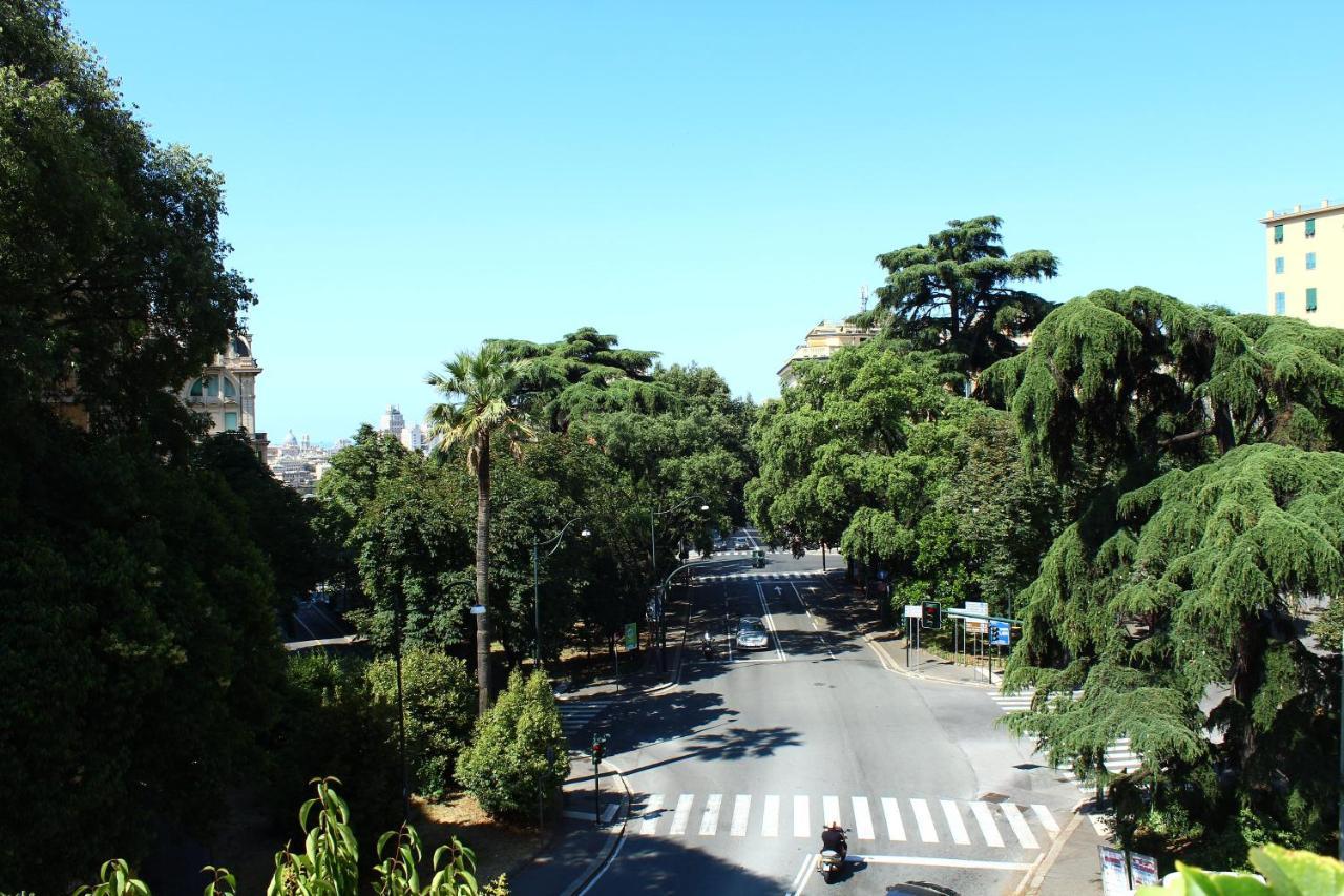 Bed & Breakfast A Due Passi Dal Centro Genova