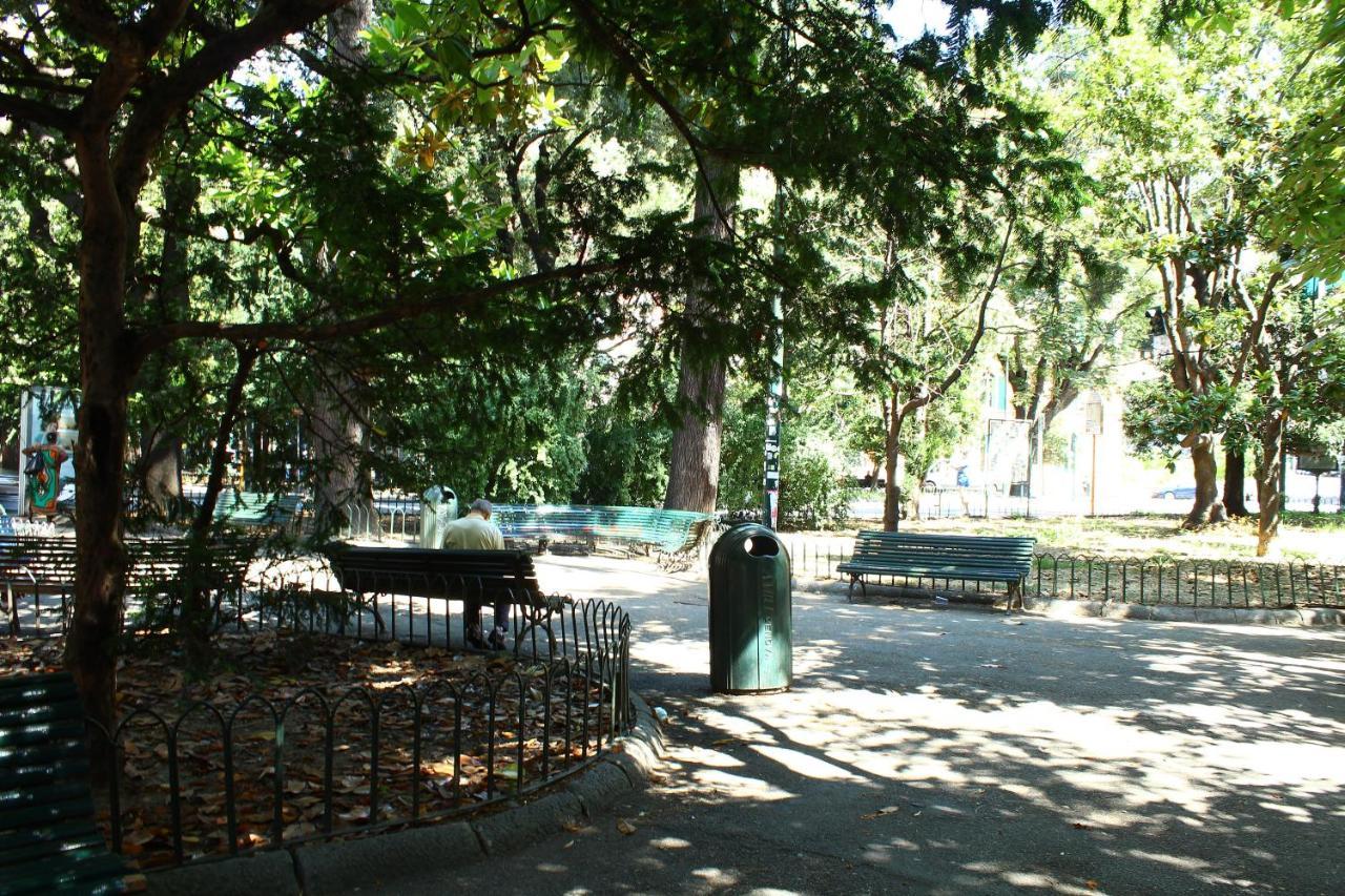 Bed & Breakfast A Due Passi Dal Centro Genova